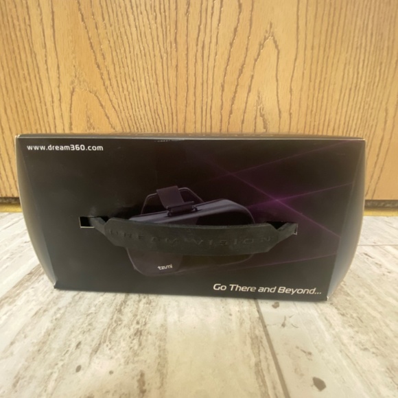 Dream Vision Smartphone VR Headset - Picture 3 of 8